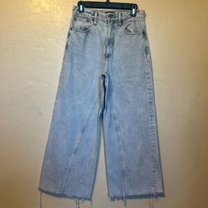 High waist - loose - Abercrombie and Fitch Jeans Size 27 or 4 R